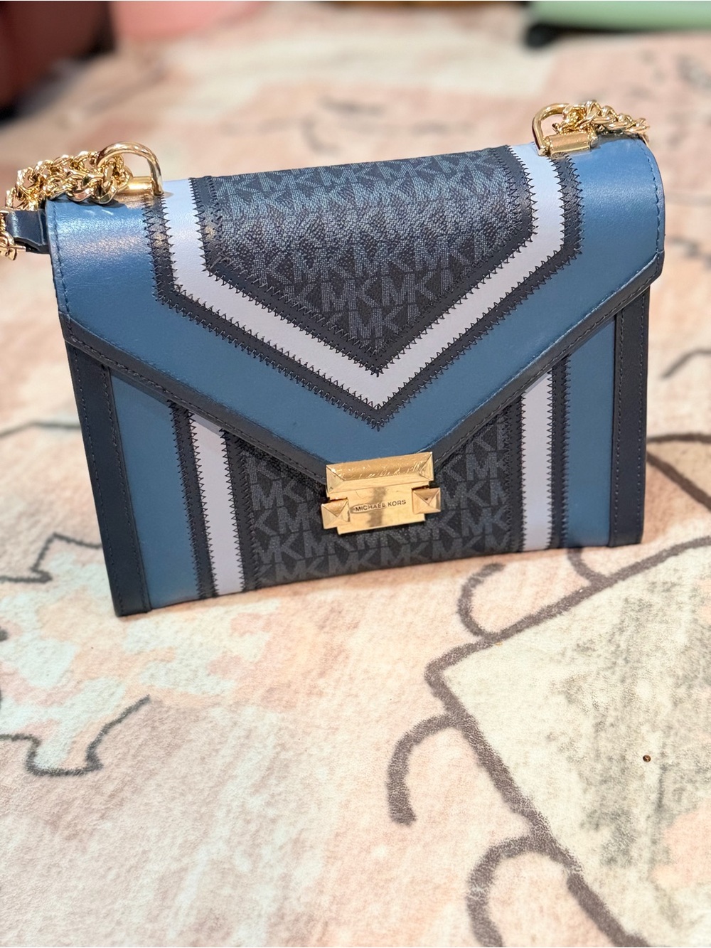 Michael Kors Blue Logo-Accent Chain Crossbody